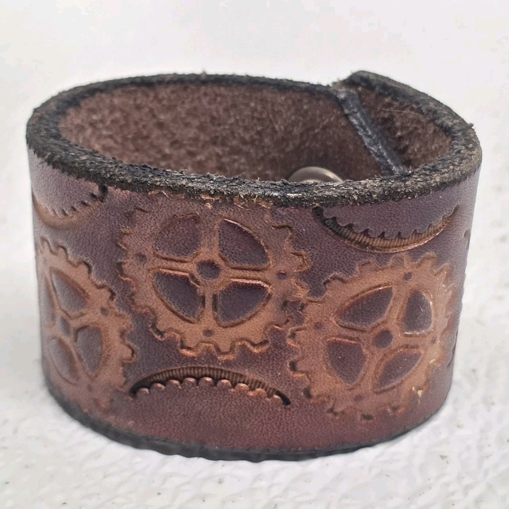 Steampunk Gears Stamped Pattern Brown Leather Cuff Bracelet Embossed Wristband